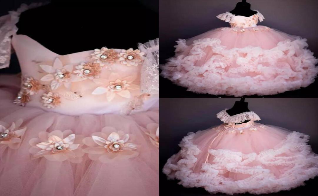 

2020 Pink Ballroom Girl Pageant Dresses Off Shoulder Appliqued Beaded Floral Flower Girl Gowns Backless Ruffle Tiered Skirt Birthd4335112, Same as image