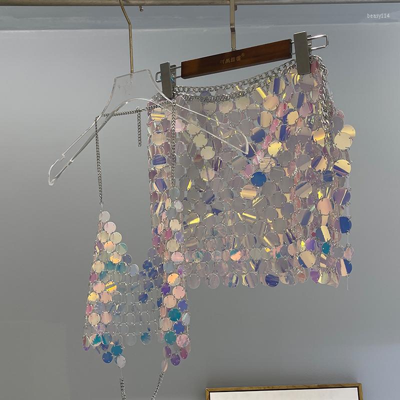 

Women's Tanks Fashion Low Cut Backless Perspective Sling Vest Exposed Navel Metal Aluminum Sheet Short Sequined Top Ladies