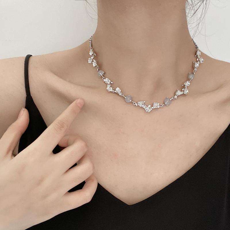 

Pendant Necklaces Korean Sweet Cool Clavicle Chain Necklace For Women Trendy Fine Metal Flower Collares Party Jewelry Gifts Femme