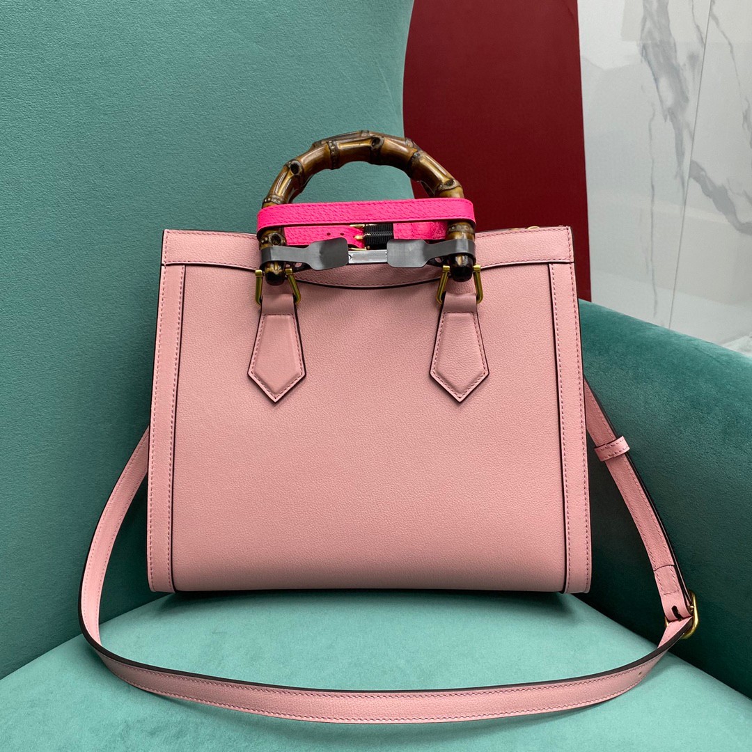 

660195 Classic women's handbag High-end quality shoulder bag Tote style with retro elements of bamboo hand or crossbody can be practical and versatile, Pink