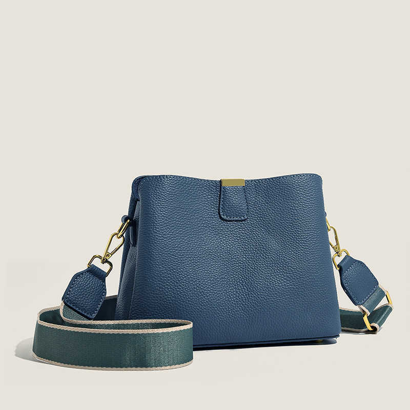 

Premium Genuine Leather Women's Bag New Fashion Simple One Shoulder Crossbody Bag Cowhide Bucket Bag, Blue4