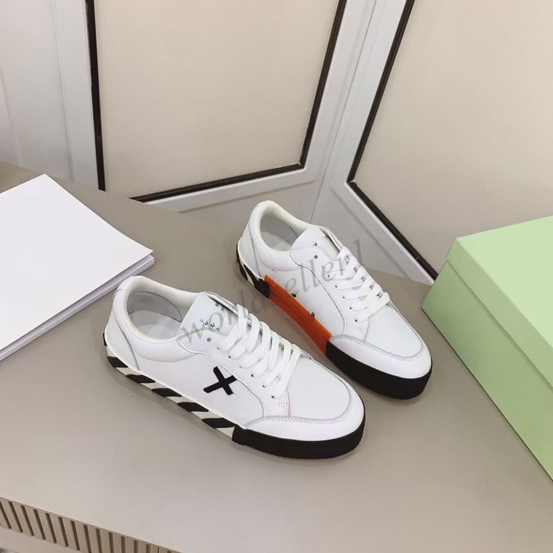 

Designer Low Men Women Platform Vulcanize Board Shoe white arrows Lace-up Low top Chunky Sneaker skateboard Casual Shoes Breathable Size 35-45