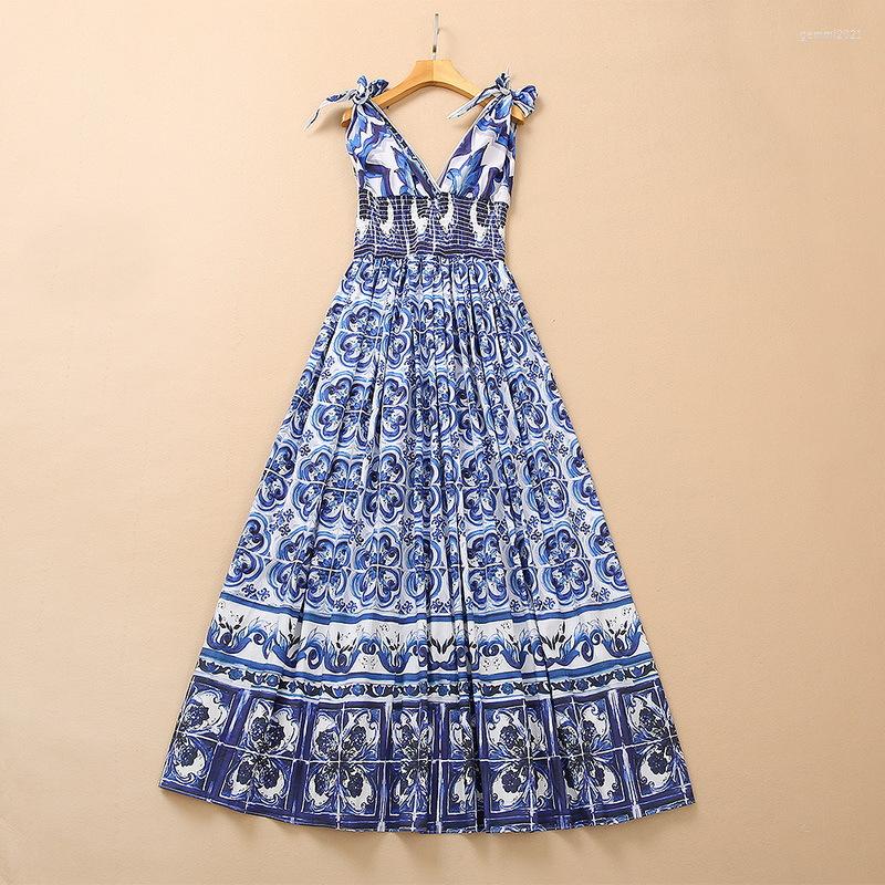 

Casual Dresses European And American Women' Summer 2023 Sleeveless Bow V-neck Blue Court Print Fashionable Cotton Pleated Dress