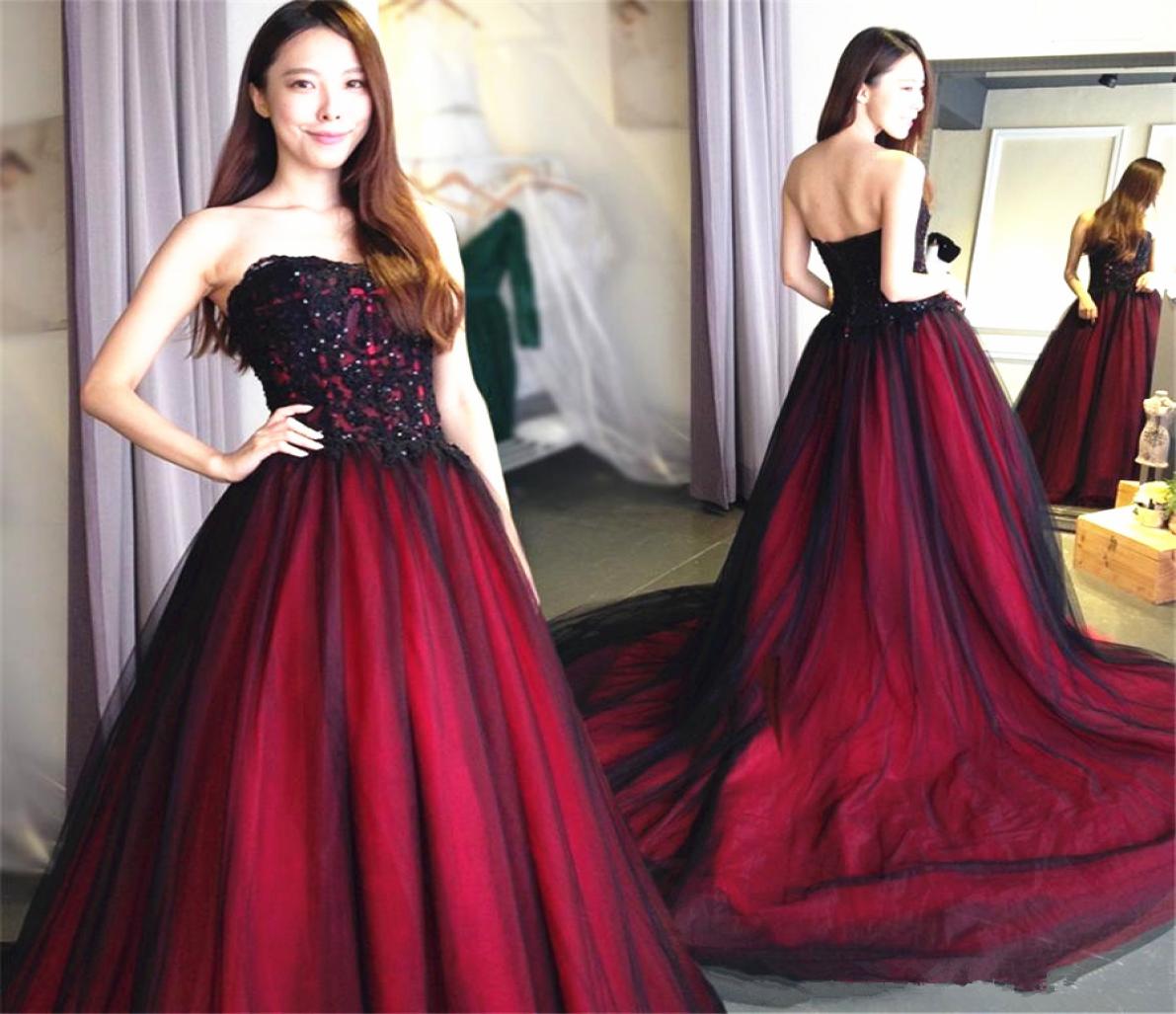 

Gothic Red and Black Wedding Dress Strapless Dazzling Applique Ball Gown 1850s Vintage Bridal Gowns Classic Design Custom Made5432994, Multicolor