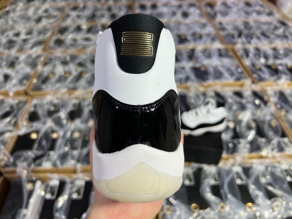 

OG DMP jumpman 1 basketball Shoes Sports Sneakers Trainers University Dark Mocha Bred 1S Shadow Unc Smoke Grey Double, White