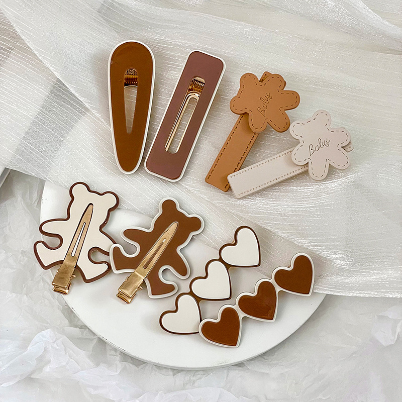 

Fashion blogger designer jewelry New hairline clip with no marks, broken bangs, and side line clip accessories Barrettes hair wholesale FJ12