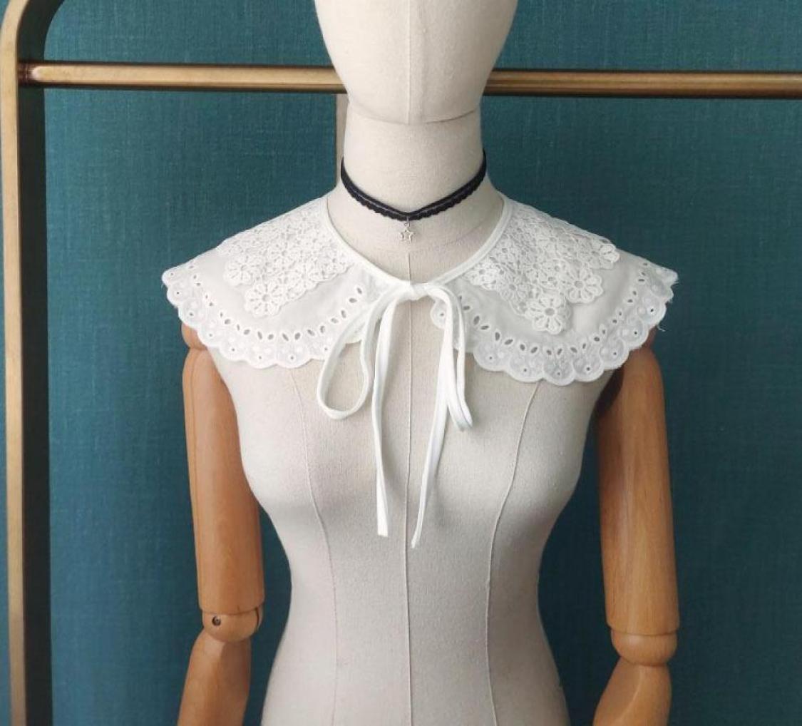 

Bow Ties Women White Adjustable Embrodiery Lace Flower Lapel Fake Collar Shawl Shoulder Wrap Detachable Collars False Faux Col2653251