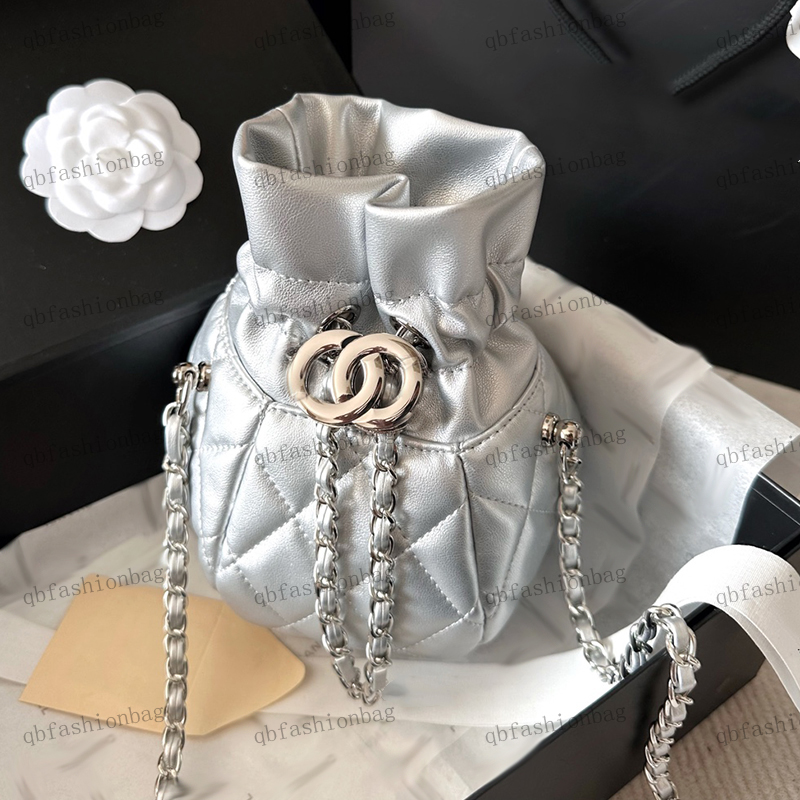

Womens Mini Bucket Bag Exquisite Vase Bag Leather Adjustable Buckle Matelasse Chain Crossbody Bag Handbag Makeup Case Sweet Princess Bags Key Bags 18x20cm, White