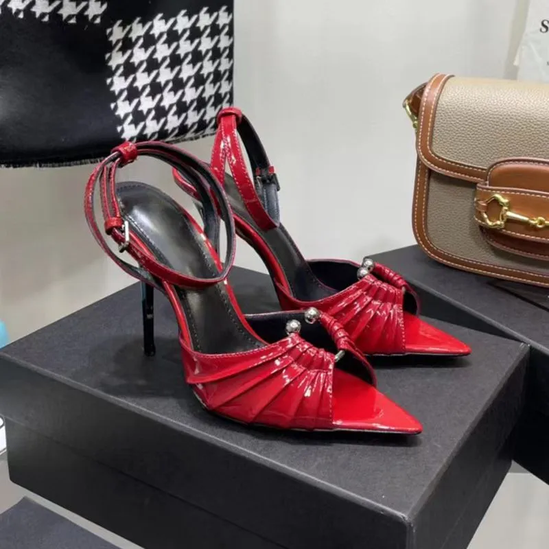 

2023 New designer Metal buckle high-heeled sandals Pleated pointed women's formal shoes luxury patent leather ankle strap banquet shoes 11CM, Red