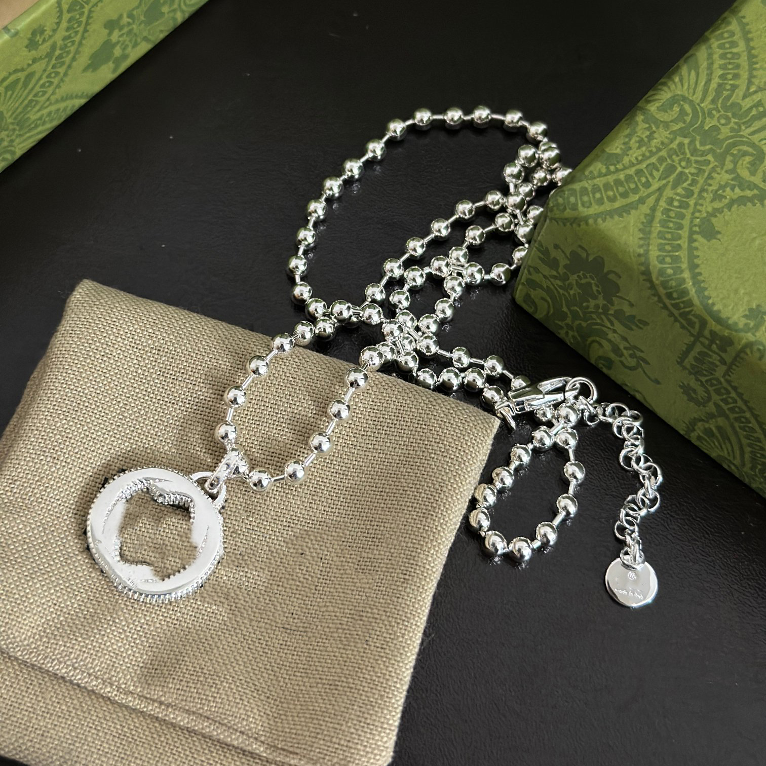 

Designer Pendant Necklaces Luxury GGity Chains Necklaces Women Fashion Jewelry Crystal Pearl Necklace Gifts ksj4