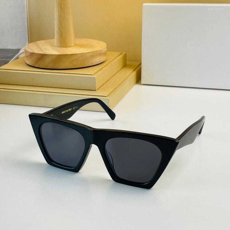 

Sunglasses 2023 For Women Summer Cat Eyes Style Anti-Ultraviolet Retro Shield Lens Plate Square Fashion Eyeglasses Random