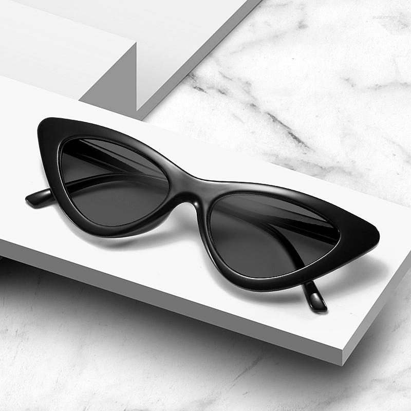 

Sunglasses Vintage Cat Eye Triangle Sexy Retro Female Eyewear UV400 Sun Glasses Streetwear Trending Ladies