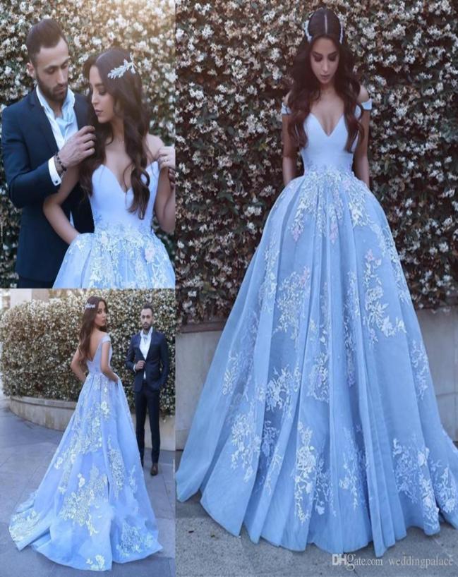 

Evening Dresses Sky Blue Arabic Dubai Vneck Prom Dress Special Occasion ALine Cap Sleeve Lace Appliques Long Party Gowns3032459, Gray