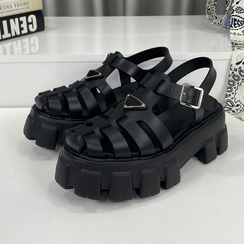 

womens designer sandal black sandal womens sandal designer Size 35-41 model JS08