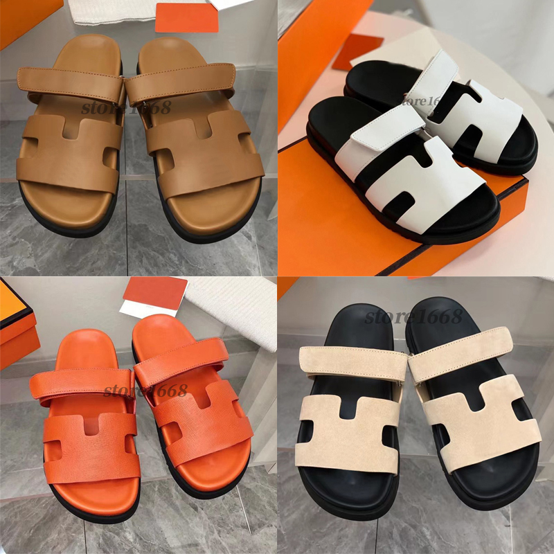 

Sandals Famous Designer Women Slippers Chypre Men Classic Beach Flat Slipper Leather Slides Summer Ladies Flip Flops