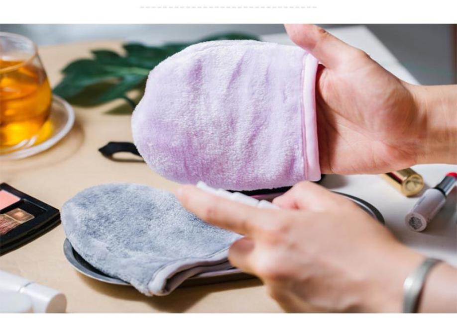 

WholeReusable Microfiber Facial Cloth Face Towel Makeup Remover Cleansing Glove Tool2096412