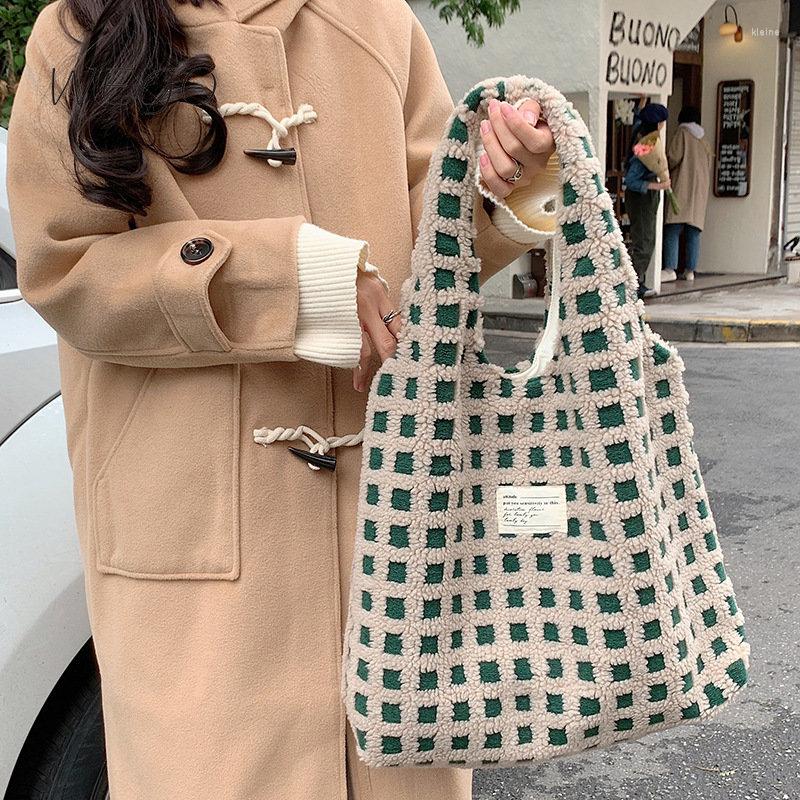 

Evening Bags Velvet Vest Bag Tote Large Capacity Commuting Simple Student Class Handbag Handbags For Women 2023 Designer Luxury