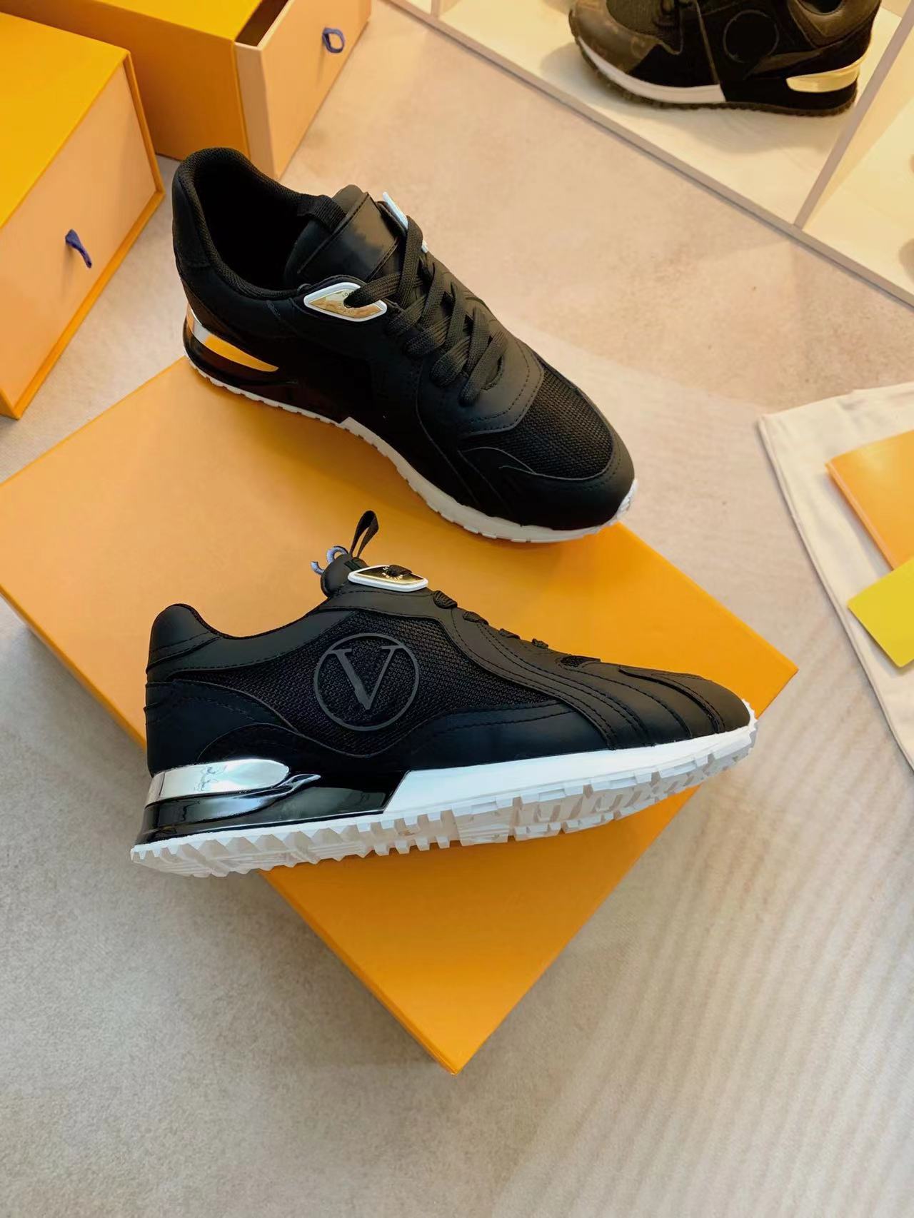 

RUN AWAY Casual Shoes Designer Sneakers Luxury Leather Trainers Women Men Shoe Genuine Fashion Rubber Outsole Sneaker Mixed Color 35-46