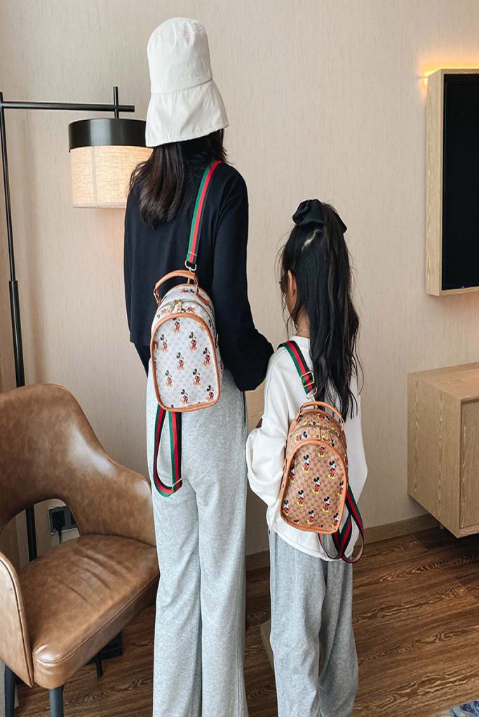 

Girls Cartoon Backpack Fashion Kids Anime Printed PU Stripe Shoulder Bags Children Designer Bags ParentChild Casual Backpack S4571180140, White