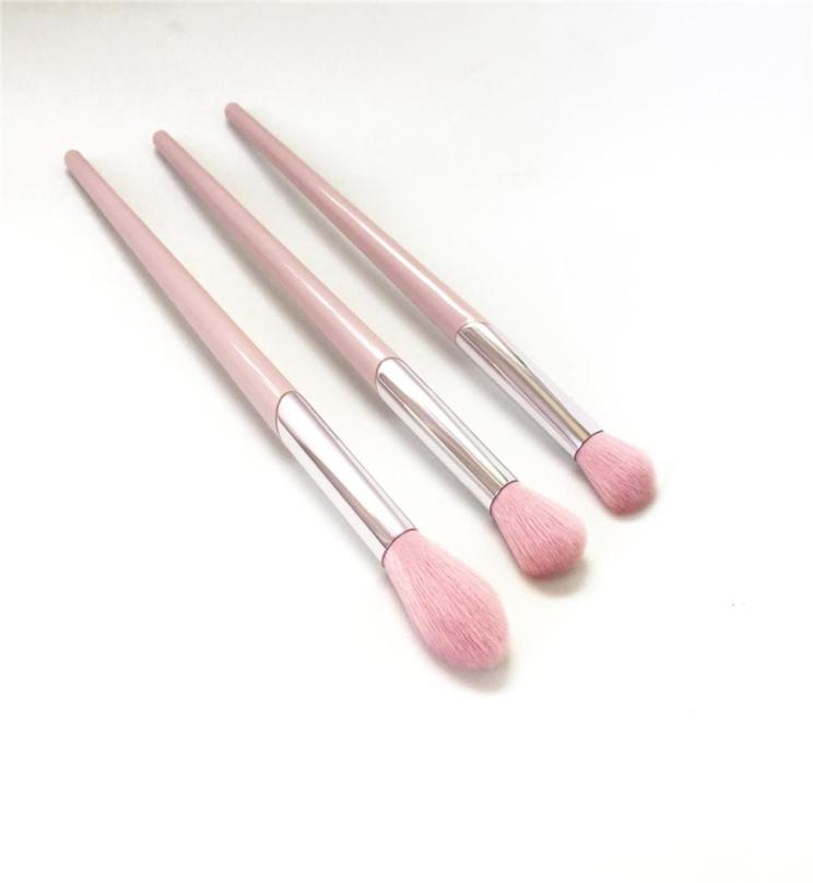 

FBSERIES New Pro Blending Brushes Pro Large Blender 300 Tapered Blending 310 Angled Blending 320 Makeup Brush Tool5977655