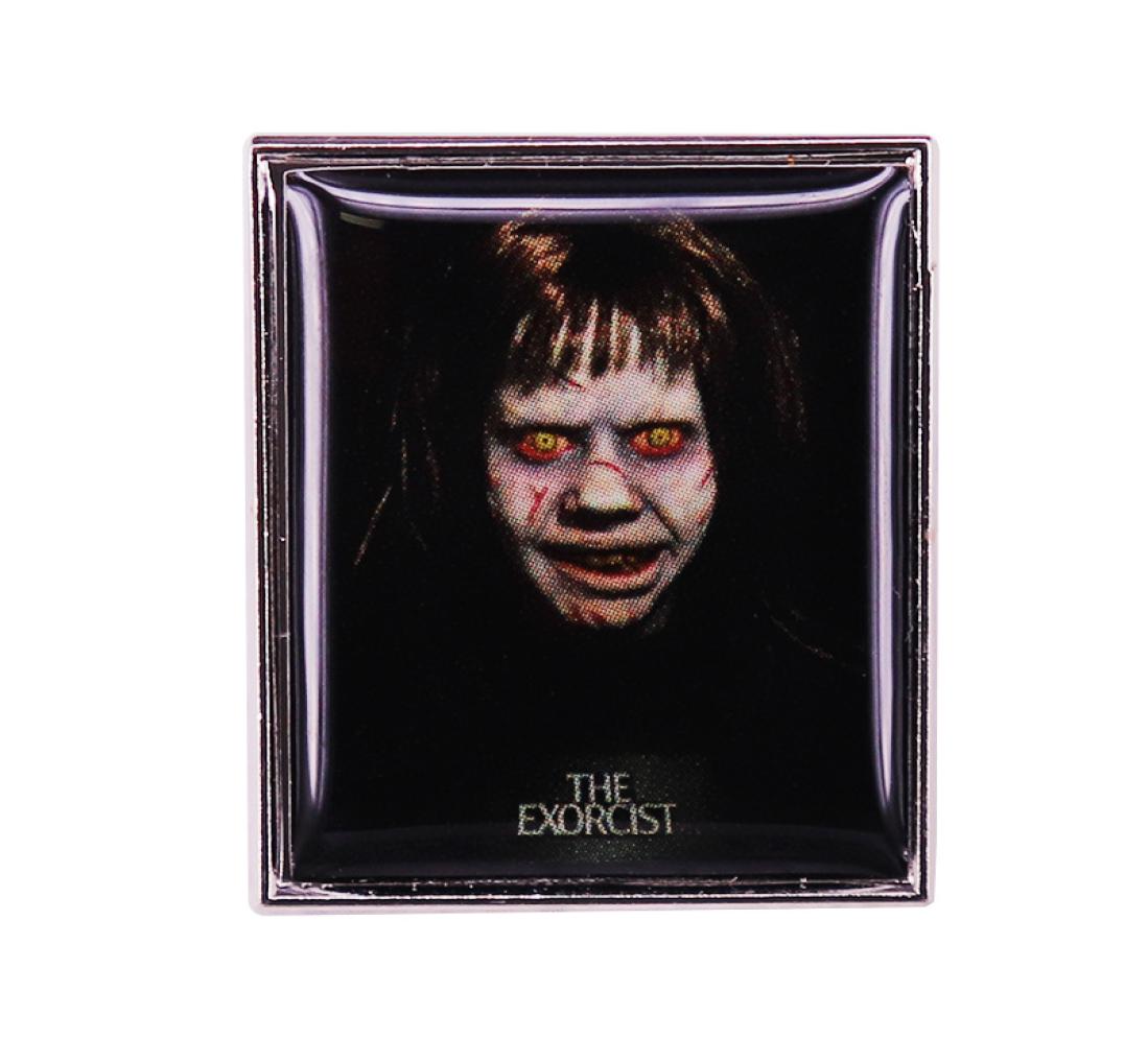 

The Ex0rcist Lapel Pin The Demonic Horror Film Poster Badge Brooch3452875, Red