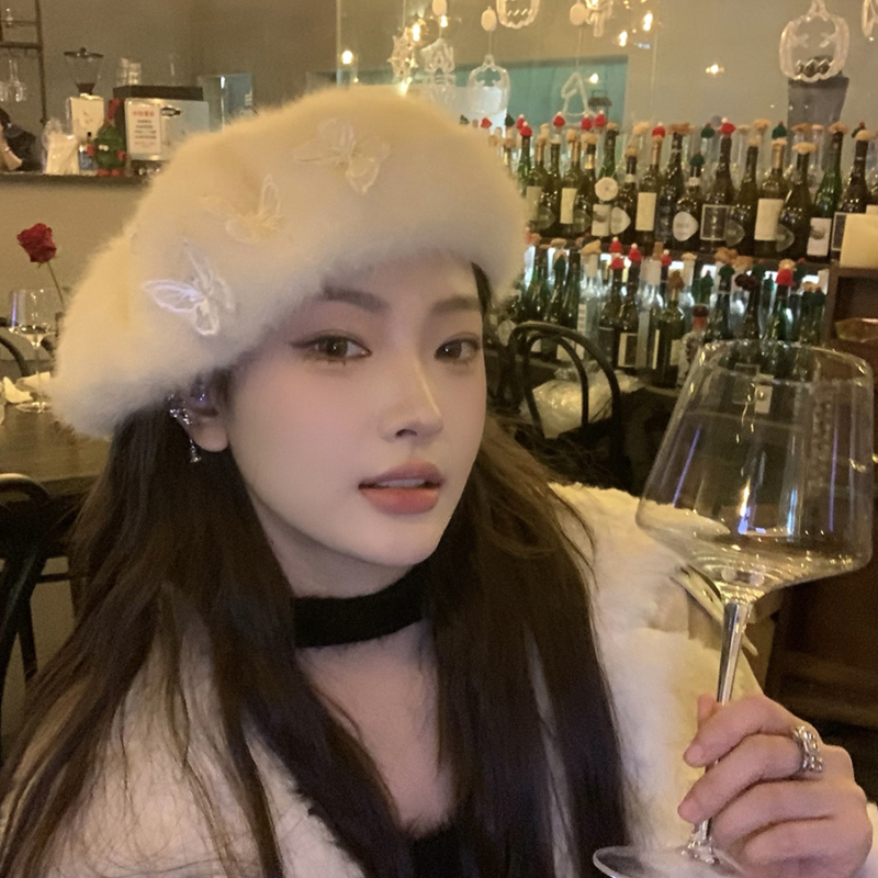 

Three-dimensional Butterfly Beret Autumn and Winter Warm Rabbit Hair Berets Women Korean Version Elegant Fashion Painter Cap