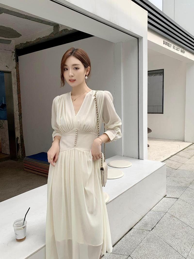 

Casual Dresses Autumn 2023 Winter Women Sexy Chiffon Ladies Vestidos Loose Button Adjust Waist Maxi Dress V-Neck Solid Color Robe KE907, Beige