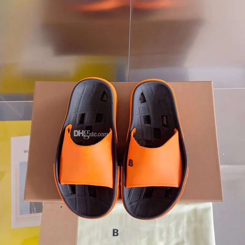 

New Couple shoe Bucklow Slides Slippers Rubber sandals open toes Mules Unisex luxury designer Fashion Holiday flats Casual Sand shoes factory footwear Size 35-45, Orange