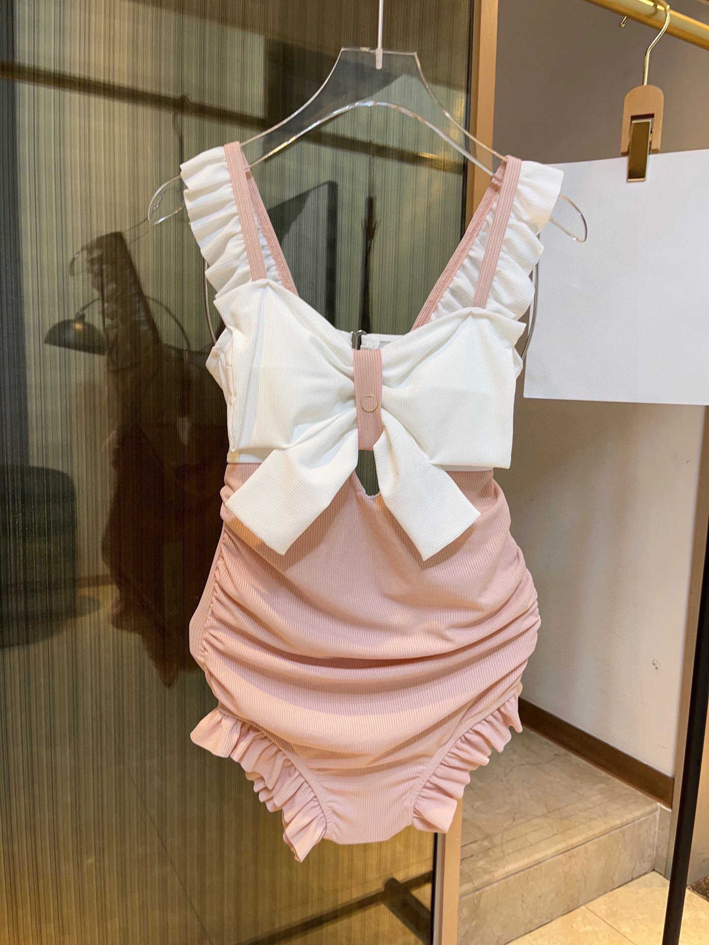 

Pink One Piece Swimsuit Womens Cute Sweet Swimwear White Bow Lace Ruffles Slimming Summer Women Swimming Costume Seaside Holiday