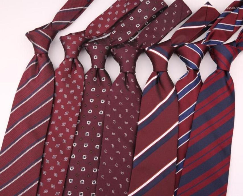 

8cn Geometric Striped Plaid Men039s Tie Wine Blue Black Classic Neck Ties Leisure Business Wedding High Quality Silk Necktie4026781