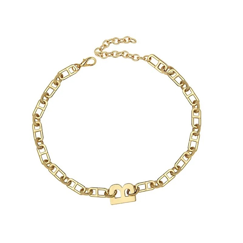 

Exaggerated letter B Necklace women's fashion niche design chain clavicle chain