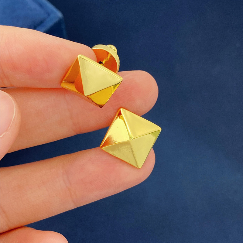 

dupe brand jewelry rivet stud earrings for women 18k gold plated