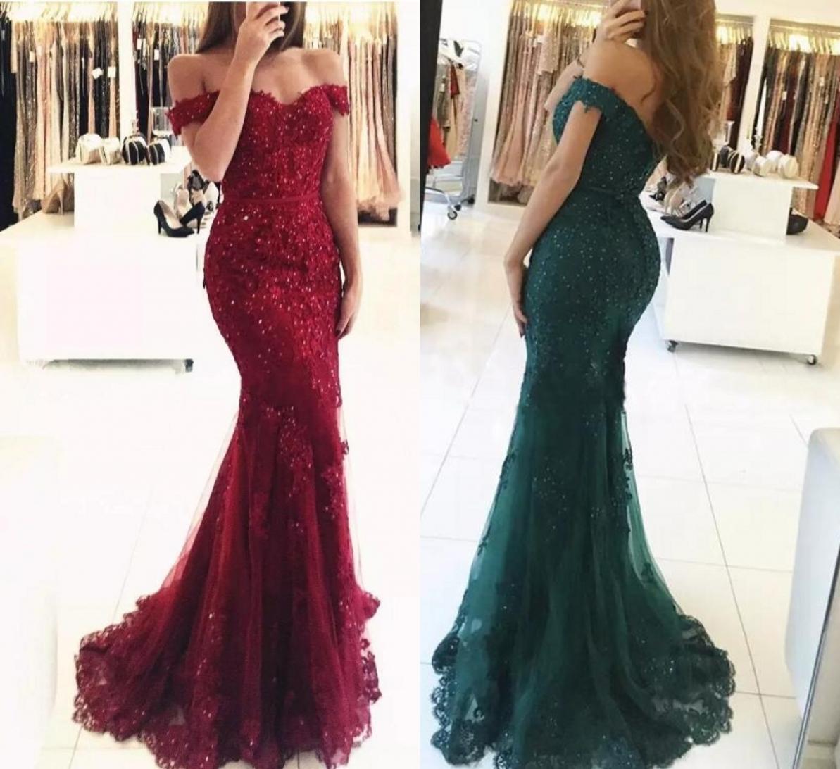

2020 Prom Dresses Red Off The Shoulder Beaded Mermaid Evening Gowns Sleeveless Backless Covered Button Lace Applique Formal Party 4737291, Chocolate