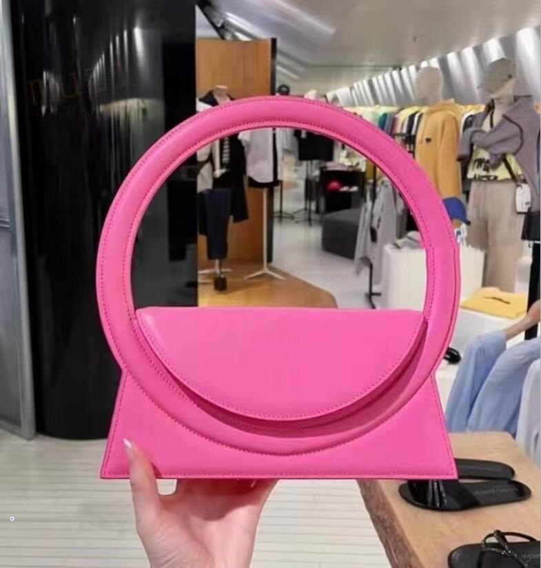 

JAQUEMUS Shoulder Bags Women's handbag with semicircular handle niche design underarm flip bag star style purse, Beige