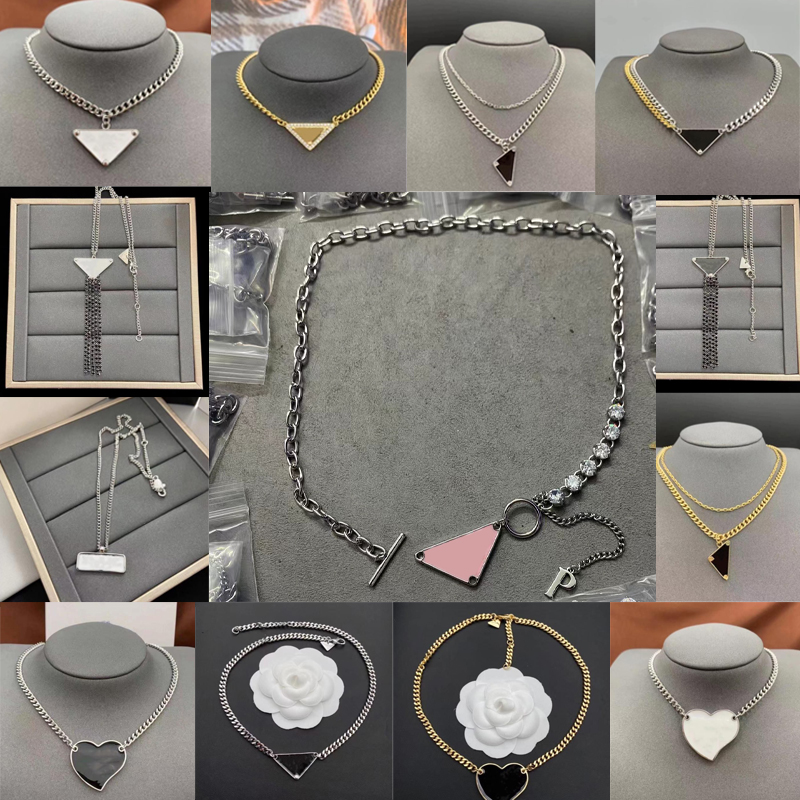 

Womens Mens Luxury Designer Necklace Chain Fashion Jewelry Black White P Triangle Pendant Design Party Silver Hip Hop Punk