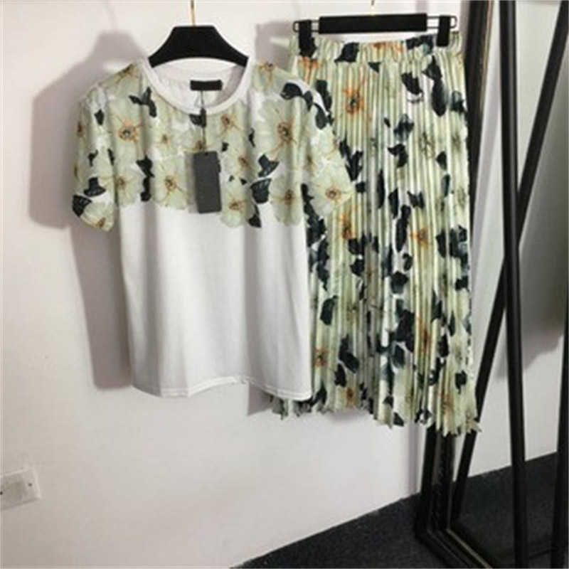 

Women Dress T Shirt Sets Two Piece Dresses Fashion Brand Designer Skirts Set Letter Print Short Sleeve High Waist Pleated Skirt Two-Piece Suit Tracksuit