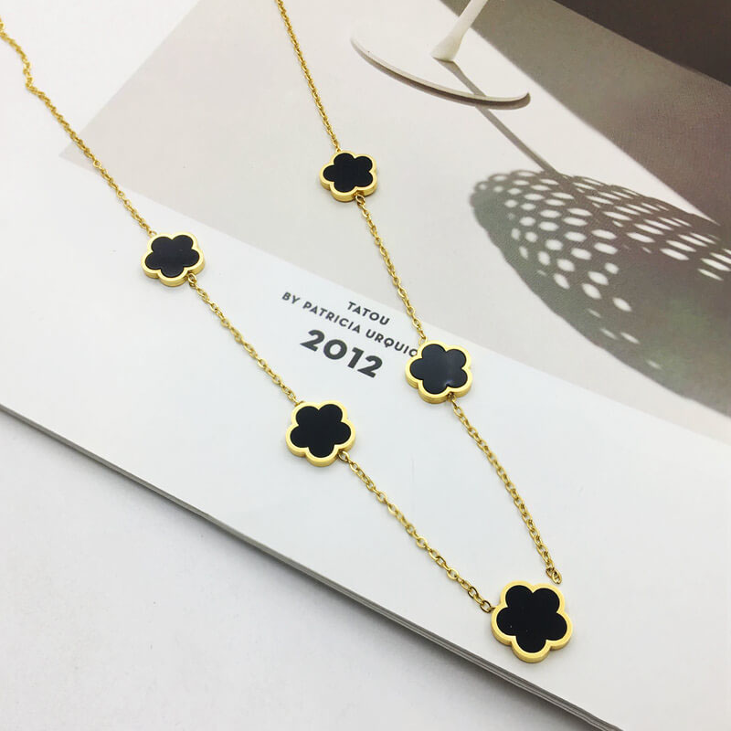 Classic 5 Leaf Flower Pendant Necklace Bracelet Stainless Steel Jewelry for Gift-image-888895707