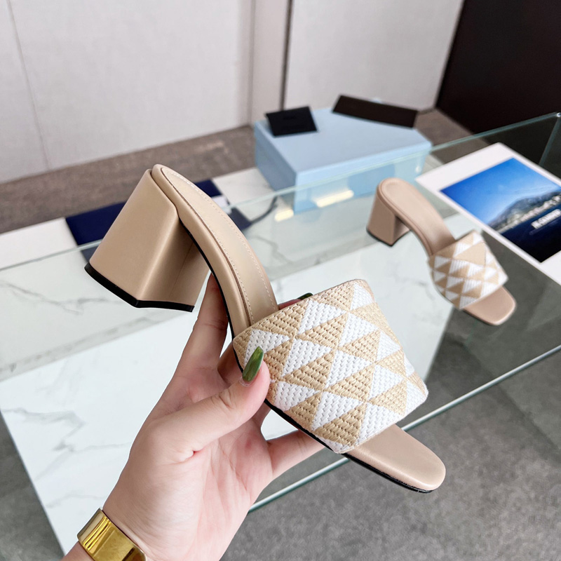 

Top-quality Embroidered Fabric Heeled Slide Sandals Women Block Heel Slides Slippers Black Beige Embroidery Cotton Mule Fashion Casual Summer