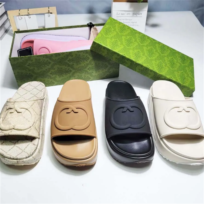 

Luxury Slippers Slide Designer Women Ladies Hollow Platform Sandals Lovely Sunny Beach Woman Home Shoes Slippers