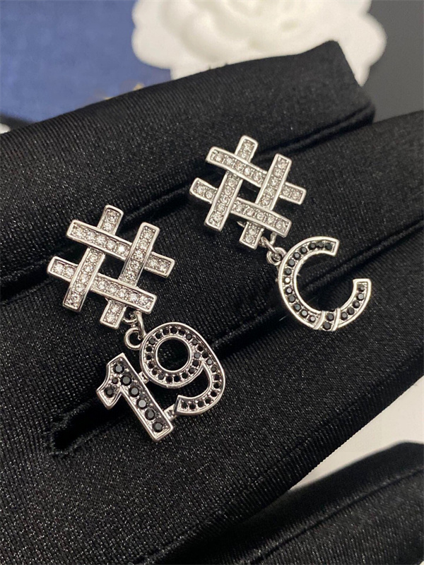 2023 CCity Stud Earrings Pearl Diamond Drop Gold Earring Designer for Woman Fashion Brand Not Fade Silver Wedding women earings 6023 Q260508