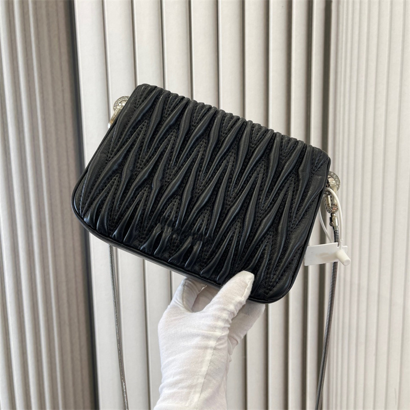 

Fashion Women Shoulder Bags Luxury Chain Cross Body Bag with BOX Fashion Designer Bags Lady Purse Hobo Bag Crossbody Bag, White