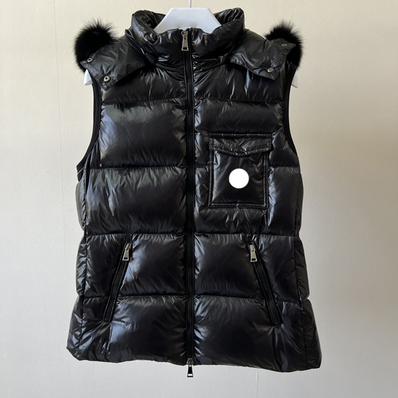Designer femmes Gilets femmes gilet broderie Badge Slim Fit col polaire chapeau détachable gilet bouffant épaissi chaud veste d'hiver sans manche