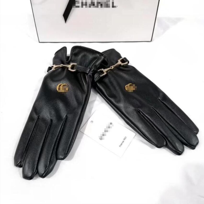 Five Fingers Gloves Leather Sheepskin Ladies Women Warm Plus Velvet Buttons Multi-color Fur Ball Outdoor sport warm Winters Glovess