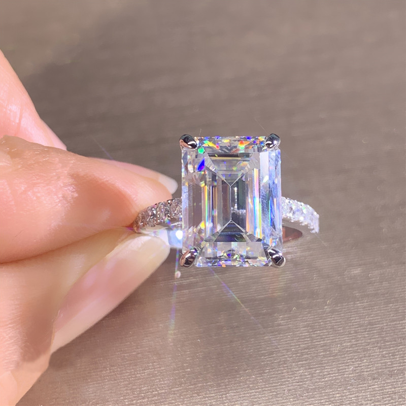 Huitan luxe mode carré cubique zircone anneaux pour femmes cristal brillant bandes de mariage femme anneau bijoux chauds en gros