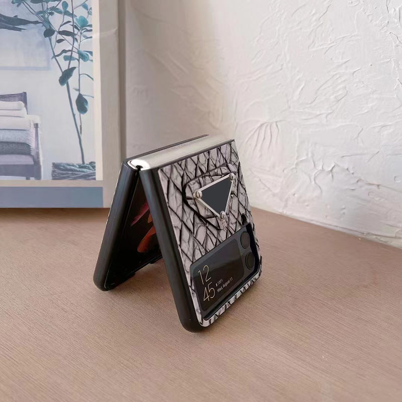 Weave Fabric Designer Phone Case for Samsung Galaxy Z Flip Fold 7 6 5 4 3 2 Dazzling Retro Diamond Pattern Luxury Back Cover Fundas Coque Black-image-907401332