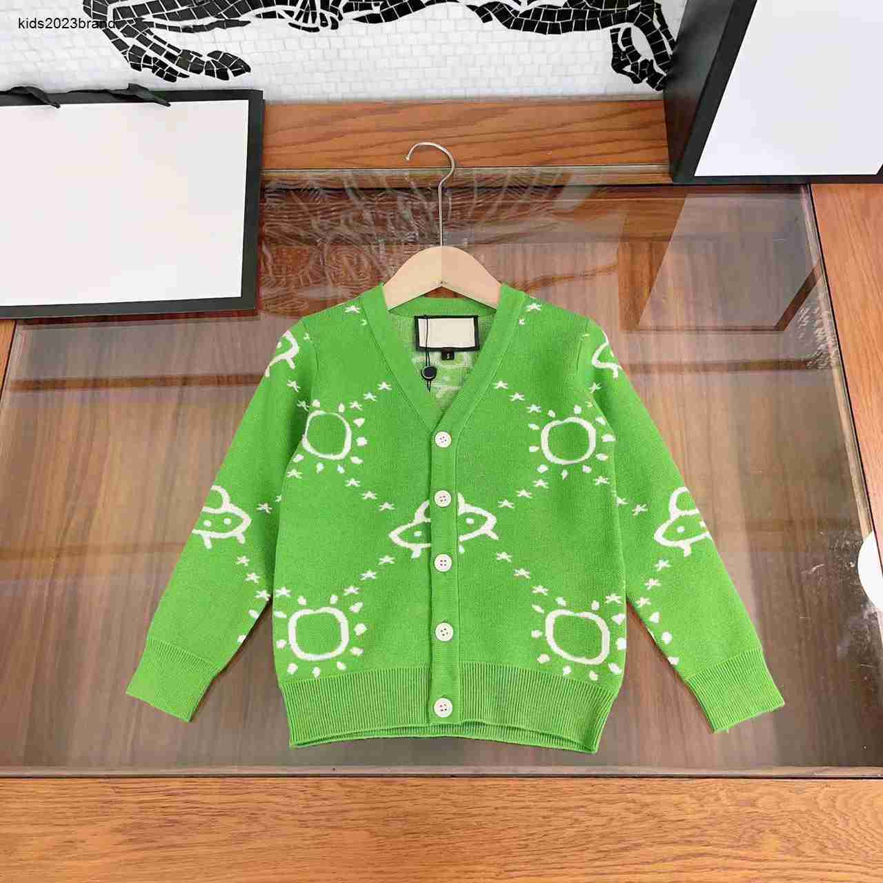 Classic Letter Jacquard sweater for child fashion kids V-neck cardigan Size 100-150 CM Long sleeved Knitted jacket for baby Oct05-image-907580973