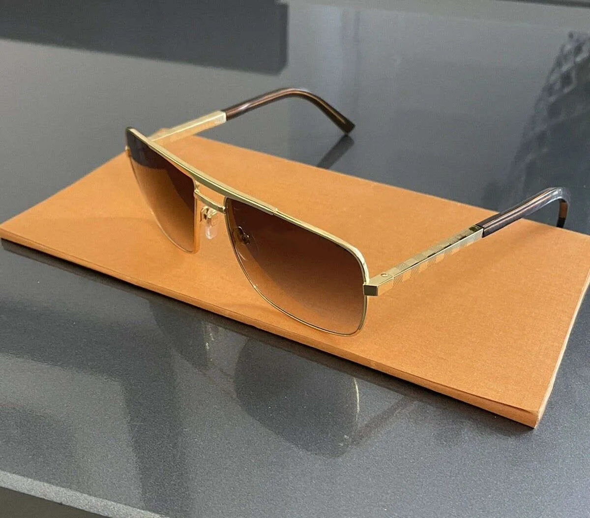 Fashion designer sunglasses Men classic attitude Z0259E Metal square frame Popular retro avant-garde outdoor uv 400 protection sunglasses