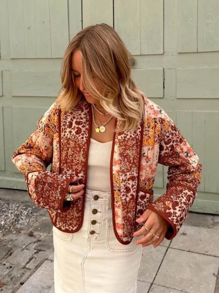 Women's Jackets Printed Quilted Jacket Cotton Padded Long Flare Sleeve Loose Colorful Short Coat Female Autumn Patchwork Cardigan Tops 23101