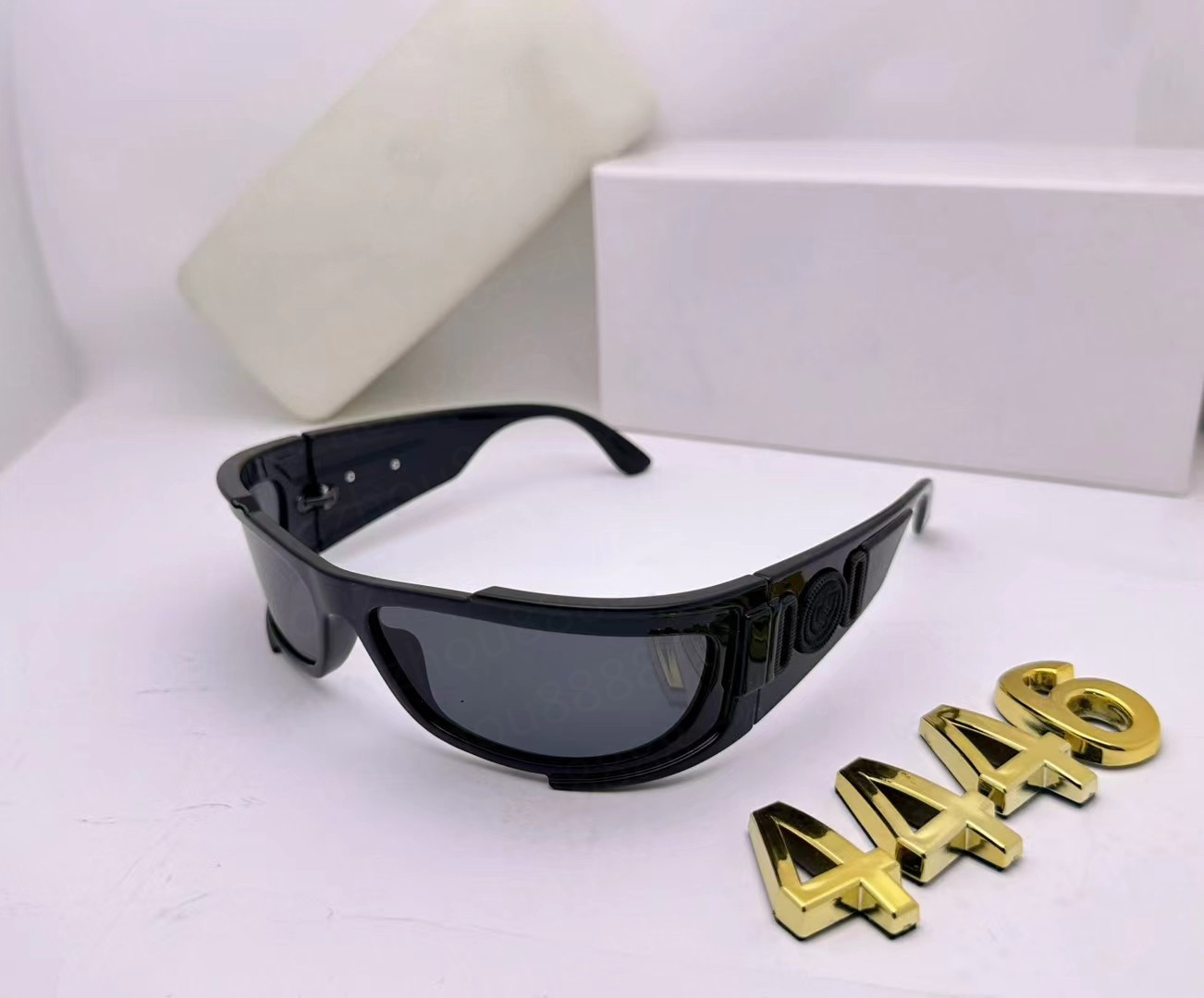 2022 Designer Square Lunettes de soleil Hommes Femmes Unisexe Vintage Shades Conduite Lunettes de soleil polarisées Lunettes mâles Mode Metal Pla