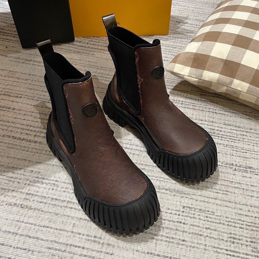 designer womens boots Causal Shoes Fashion trainers Woman Leather classics White Black womens Luxury velvet winter shoes